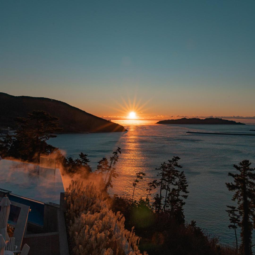 Hotel Sang Sang & Private Sang Sang Pool Villa Geoje Luaran gambar