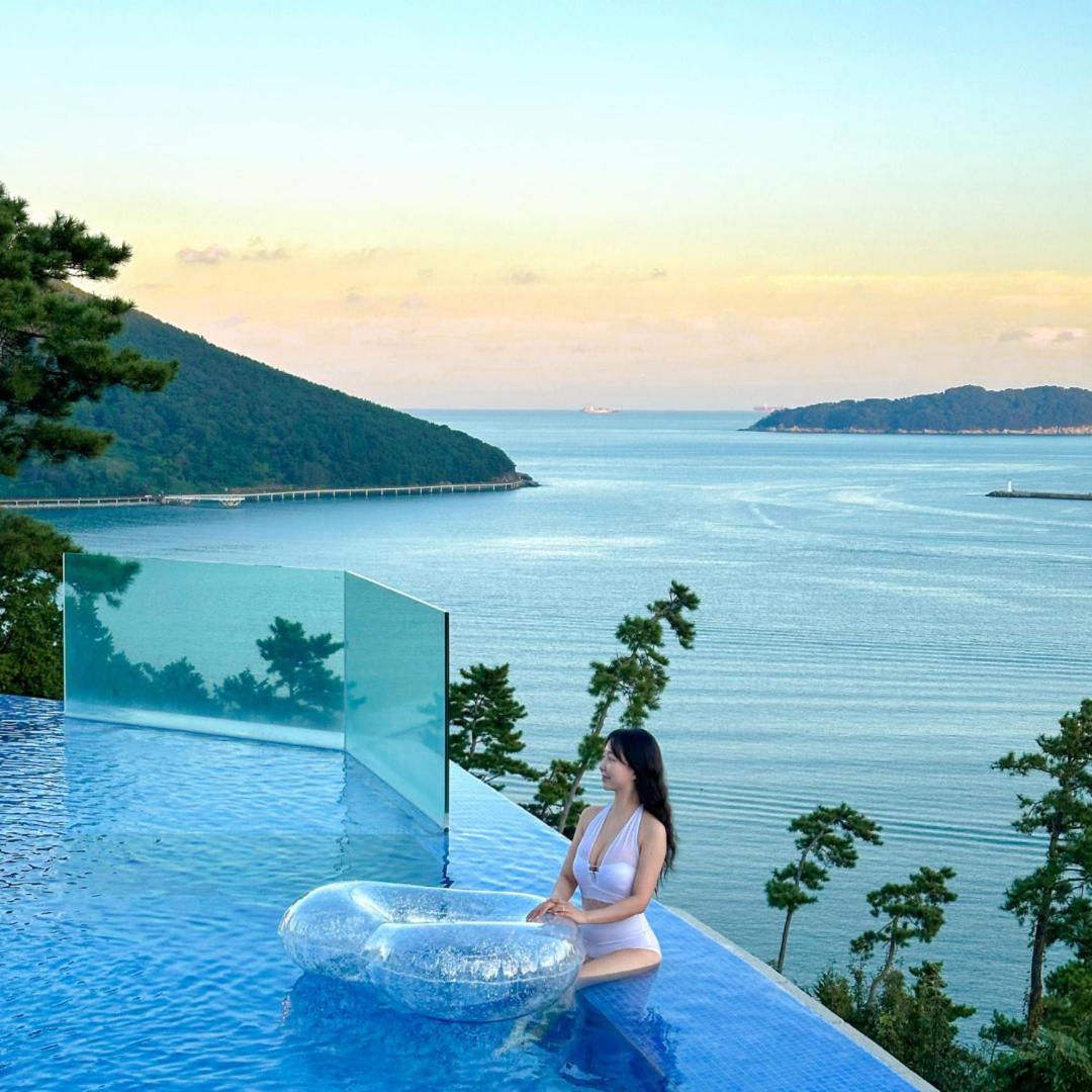 Hotel Sang Sang & Private Sang Sang Pool Villa Geoje Luaran gambar